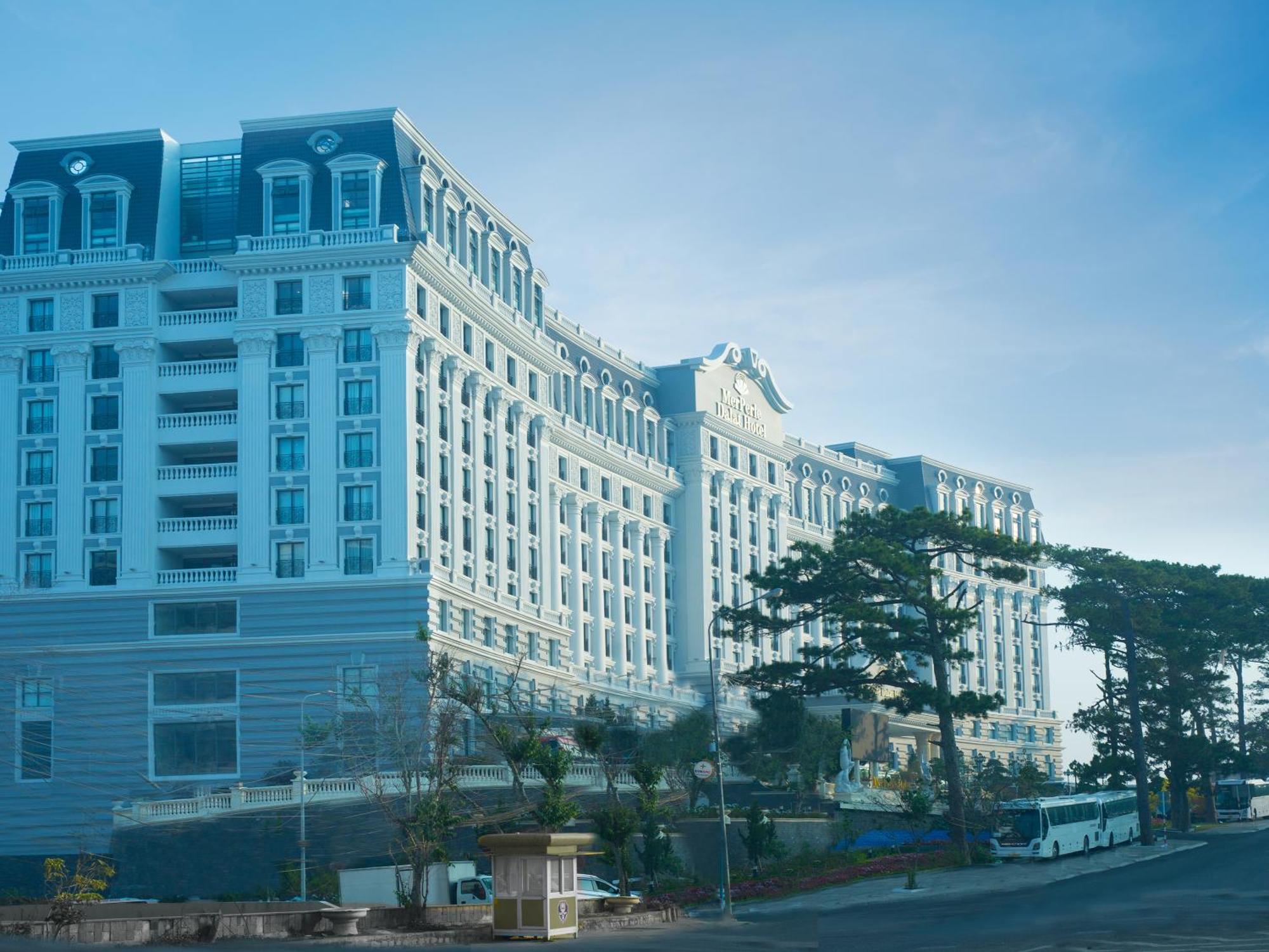 Merperle Dalat Hotel Экстерьер фото